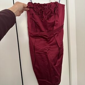 VERA WANG Lavender Label Satin Strapless Dark Red Dress | Size: 4